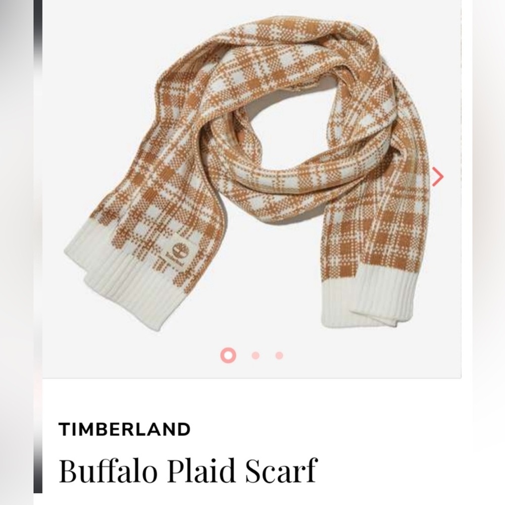 NEW TIMBERLAND NEW with tags logo scarf
'NWT. buffalo plaid unisex NWT